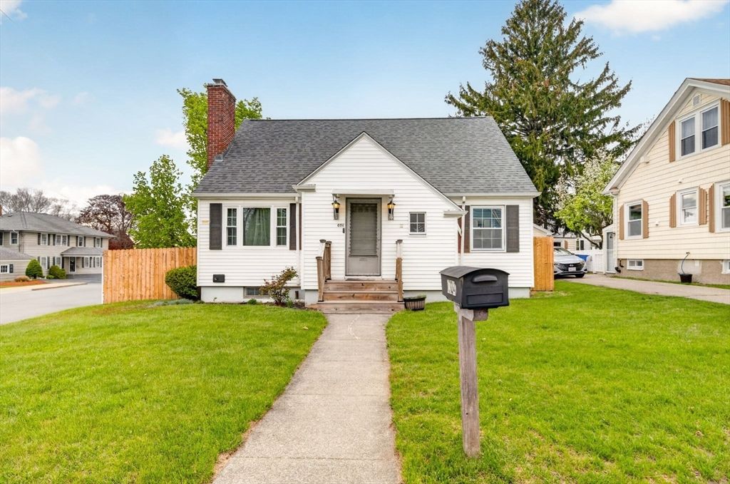 604 Woodlawn Street, Fall River, MA 02720
