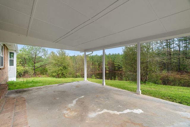 67 Saulters Rd., Prentiss, MS 39474