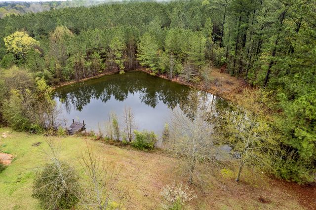 67 Saulters Rd., Prentiss, MS 39474