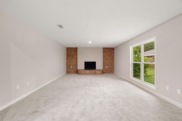 67 Saulters Rd., Prentiss, MS 39474