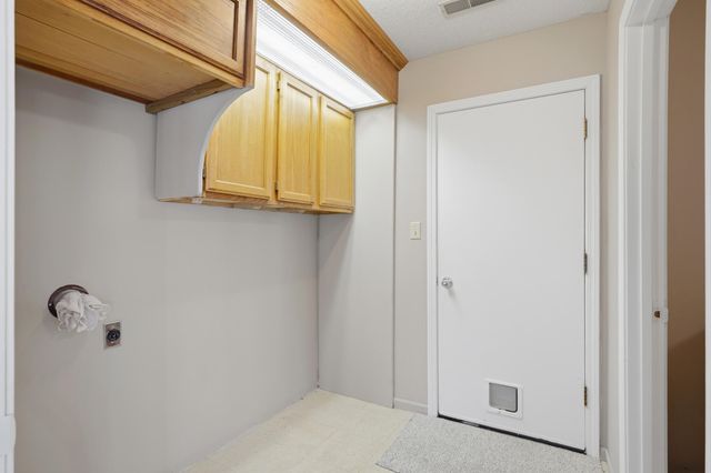 5561 N WATERFRONT DR, Columbia, MO 65202