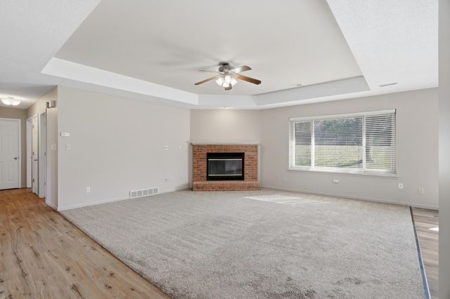 5561 N WATERFRONT DR, Columbia, MO 65202