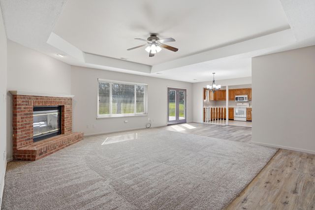 5561 N WATERFRONT DR, Columbia, MO 65202