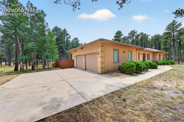 155 Pontiac Loop, Monument, CO 80132