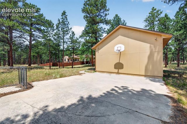155 Pontiac Loop, Monument, CO 80132