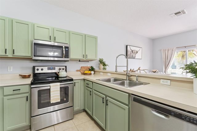 16257 OLD ASH LOOP, Orlando, FL 32828