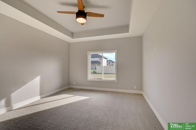 21155 Hartman Avenue, Elkhorn, NE 68022