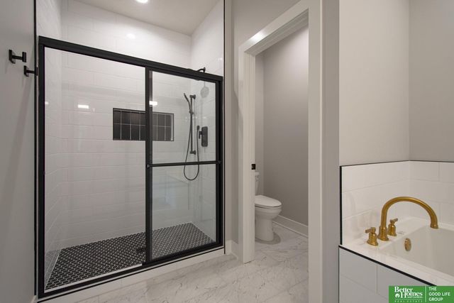 21155 Hartman Avenue, Elkhorn, NE 68022