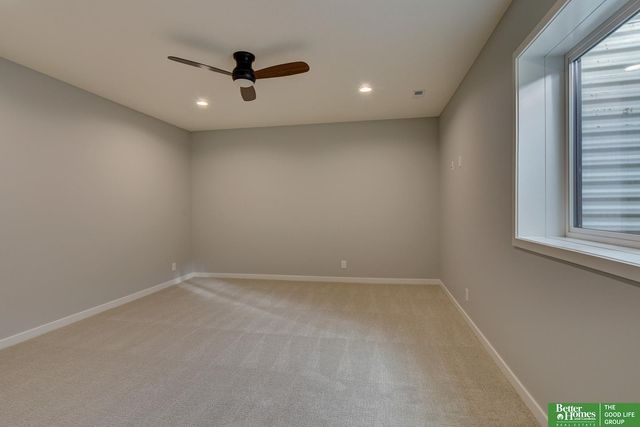 21155 Hartman Avenue, Elkhorn, NE 68022