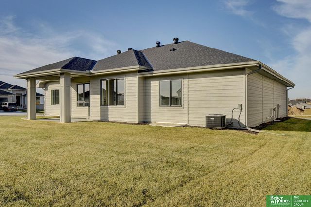 21155 Hartman Avenue, Elkhorn, NE 68022