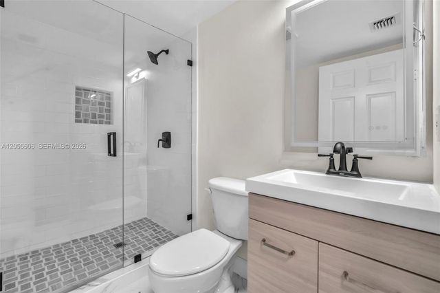2065 S Ocean Dr TH1, Hallandale Beach, FL 33009