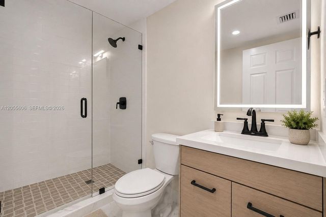 2065 S Ocean Dr TH1, Hallandale Beach, FL 33009