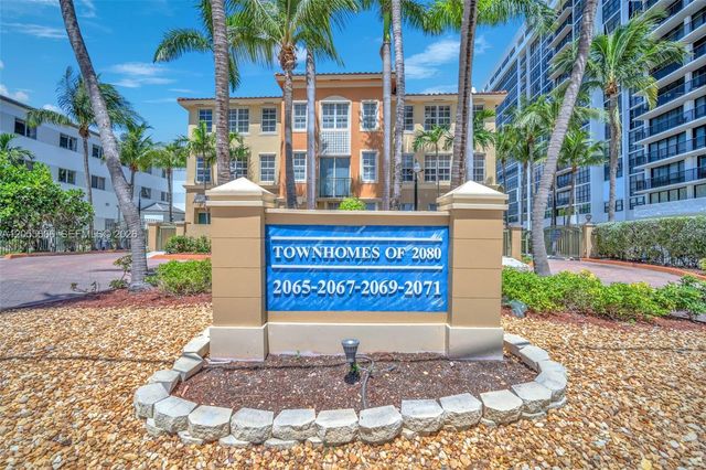 2065 S Ocean Dr TH1, Hallandale Beach, FL 33009