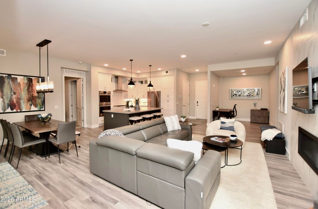 5250 E DEER VALLEY Drive 156, Phoenix, AZ 85054 — photo 4