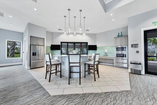 7892 MAINSAIL LANE, Sarasota, FL 34240