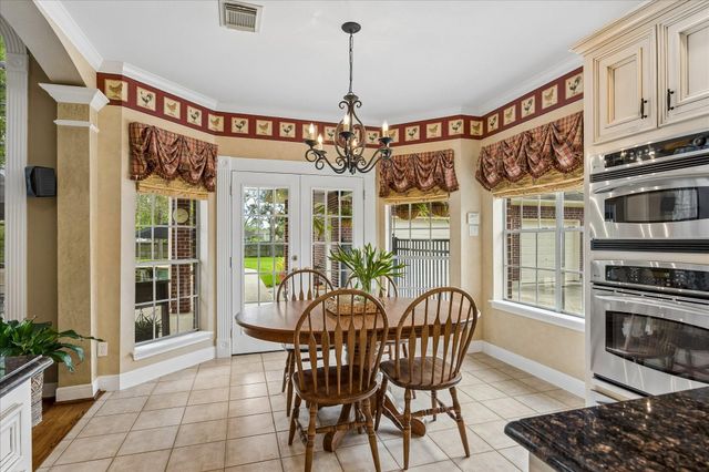 805 Murphy Lane, Friendswood, TX 77546