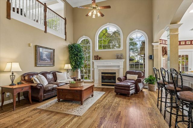 805 Murphy Lane, Friendswood, TX 77546