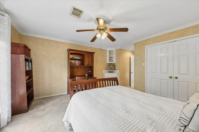 805 Murphy Lane, Friendswood, TX 77546