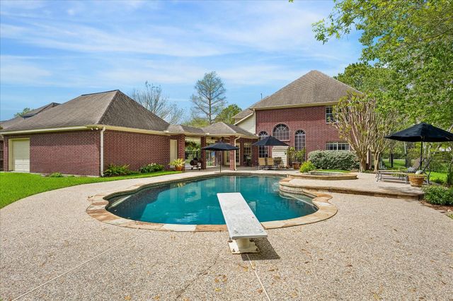 805 Murphy Lane, Friendswood, TX 77546