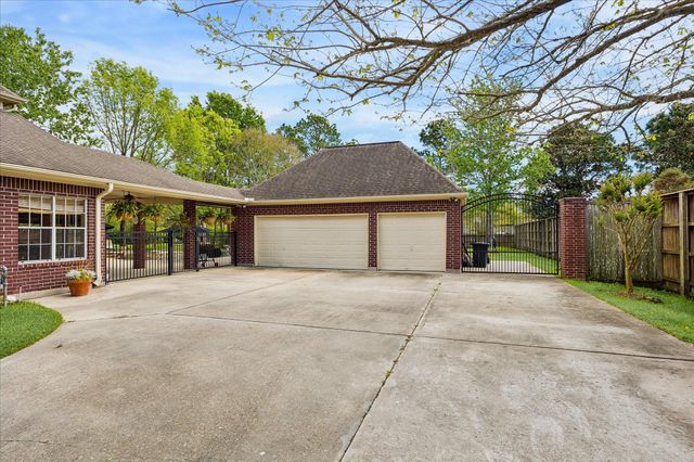 805 Murphy Lane, Friendswood, TX 77546