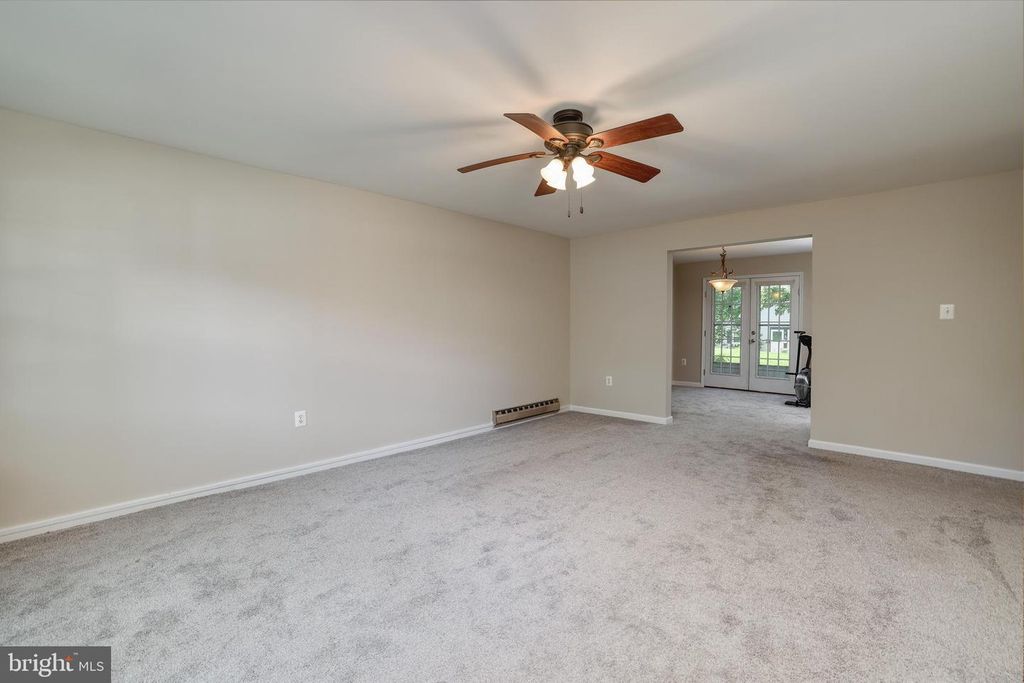 805 YARDLEY COMMONS, YARDLEY, PA 19067 — photo 5
