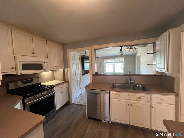 39 Fairmont Street, Wethersfield, CT 06109