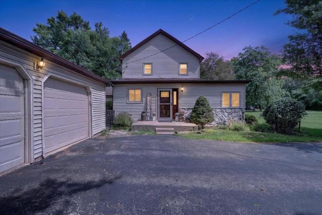 N4213 Golf Course Road, Brodhead, WI 53520