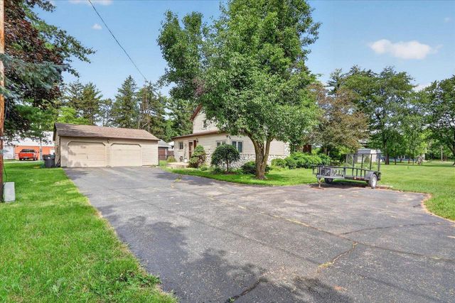 N4213 Golf Course Road, Brodhead, WI 53520