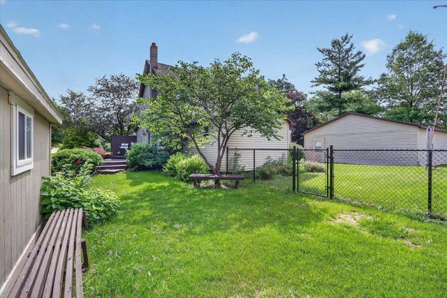 N4213 Golf Course Road, Brodhead, WI 53520