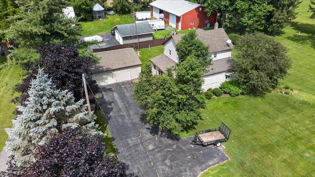 N4213 Golf Course Road, Brodhead, WI 53520