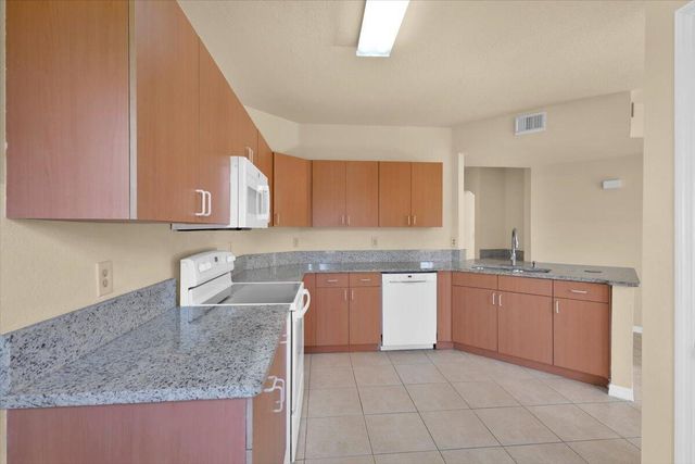 120 SW Peacock Blvd Apt 11-101 St, Port St Lucie, FL 34986