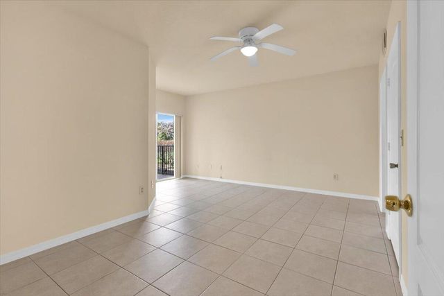 120 SW Peacock Blvd Apt 11-101 St, Port St Lucie, FL 34986