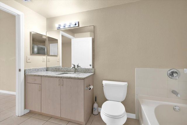 120 SW Peacock Blvd Apt 11-101 St, Port St Lucie, FL 34986