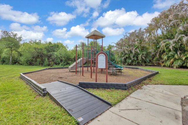 120 SW Peacock Blvd Apt 11-101 St, Port St Lucie, FL 34986