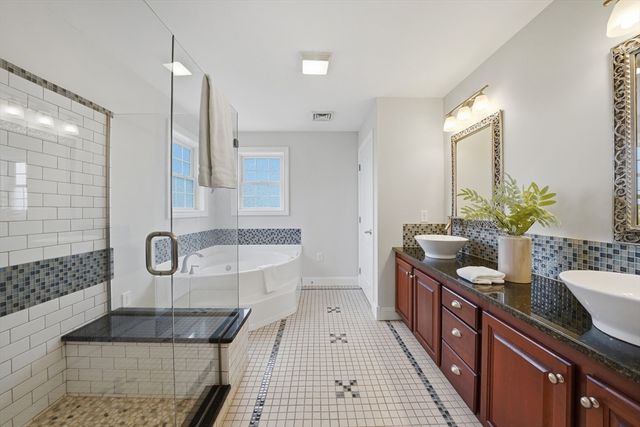 14 Albemarle Ave, Lexington, MA 02420