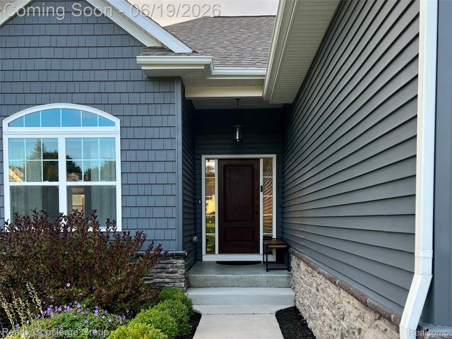 1285 Sweet Grass Trail, Oceola Township, MI 48843