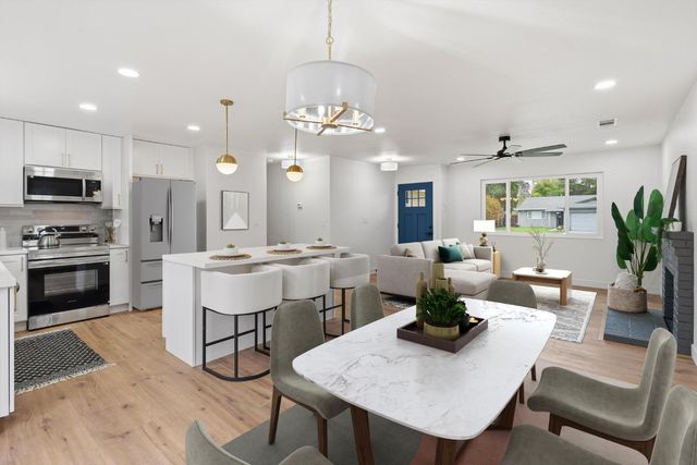 106 Bell Ave, Sacramento, CA 95838