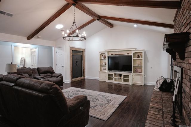 25041 Joe May Rd, Denham Springs, LA 70726