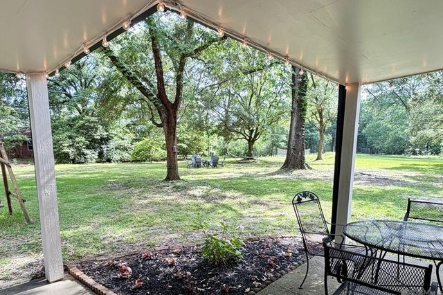 25041 Joe May Rd, Denham Springs, LA 70726