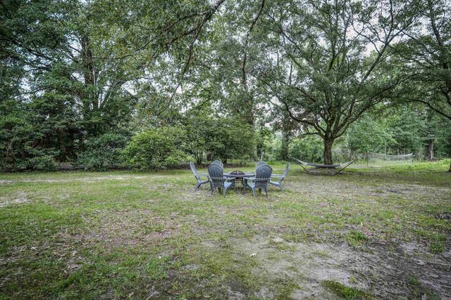 25041 Joe May Rd, Denham Springs, LA 70726