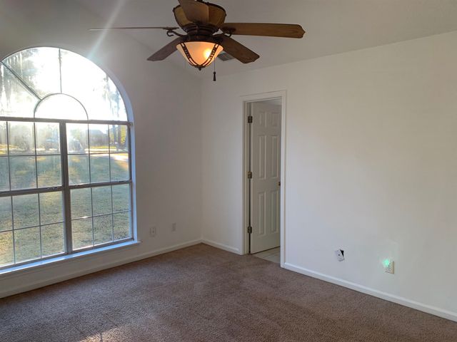 5419 Parris Bridge Road, Boiling Springs, SC 29316