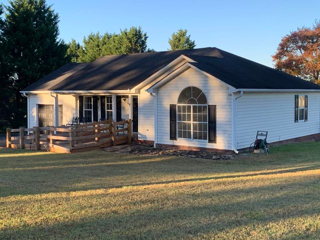 5419 Parris Bridge Road, Boiling Springs, SC 29316