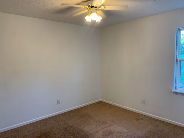 5419 Parris Bridge Road, Boiling Springs, SC 29316