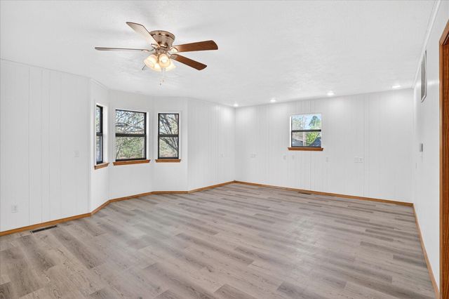 24484 Bearclaw Lane, Golden, MO 65658
