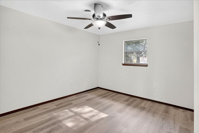 24484 Bearclaw Lane, Golden, MO 65658