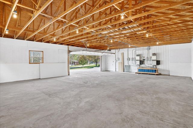 24484 Bearclaw Lane, Golden, MO 65658