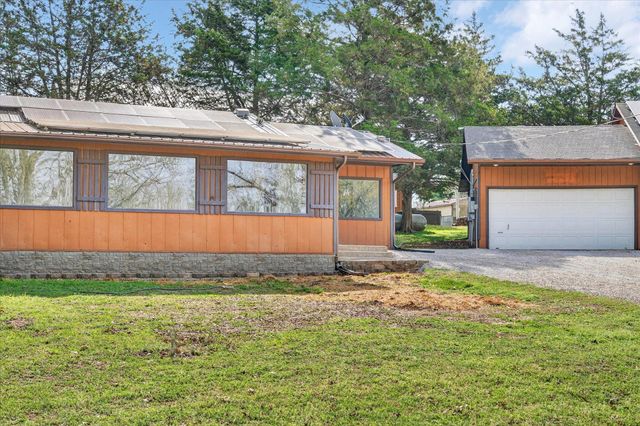 24484 Bearclaw Lane, Golden, MO 65658