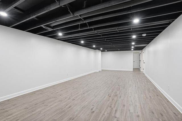 1419 W 61st Avenue, Merrillville, IN 46410