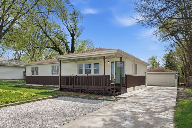 1419 W 61st Avenue, Merrillville, IN 46410