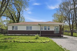 1419 W 61st Avenue, Merrillville, IN 46410